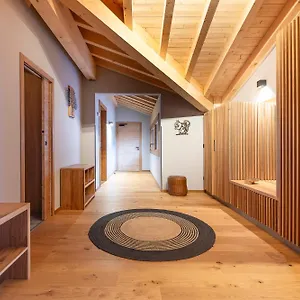 La Cour Aux Ecureuils Peisey-Nancroix
